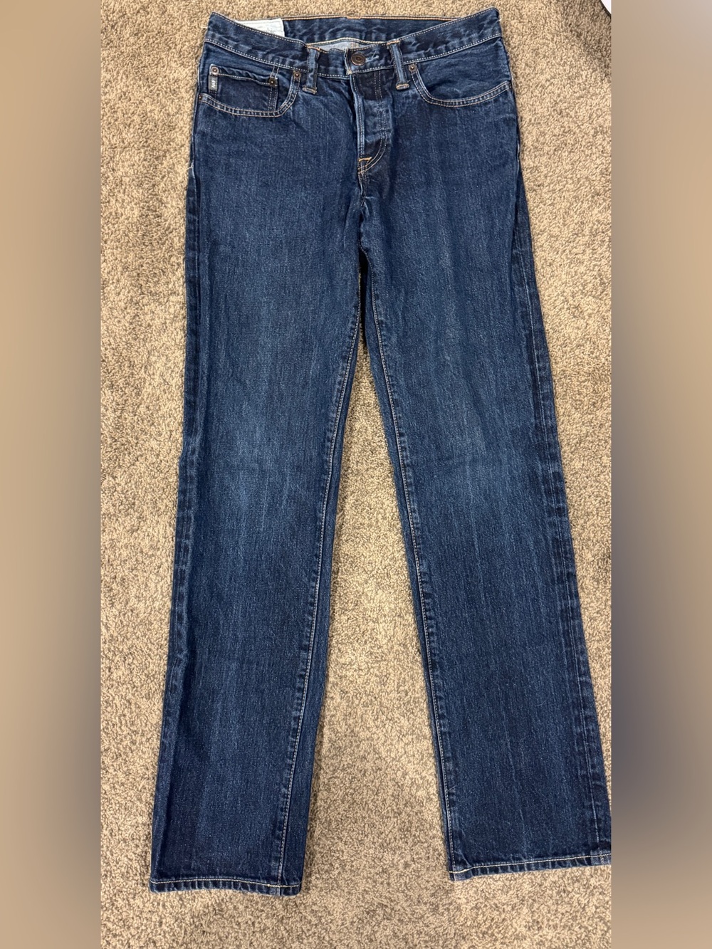 Abercrombie & Fitch (circa 2016)– Straight legged Denim Jeans— 30x32–Buttonfly